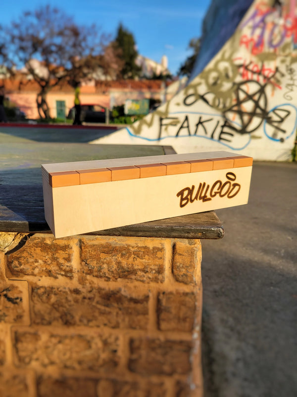 BULLGOD Block Fingerboard Brick Ledge